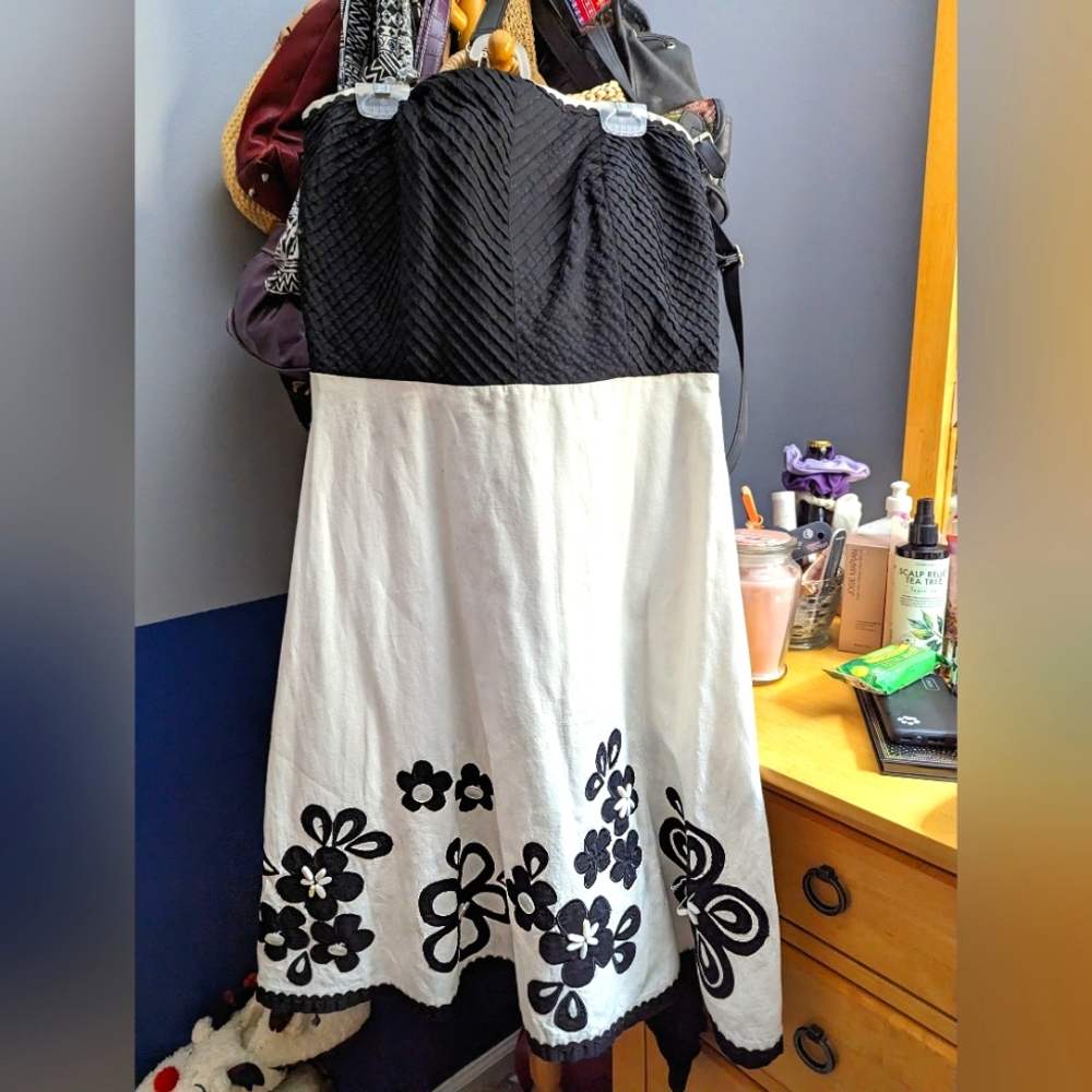 Strapless Black and White Dress with Sash